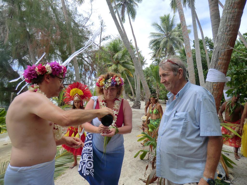 Pension Hibiscus Tahaa Uturoa Exteriör bild